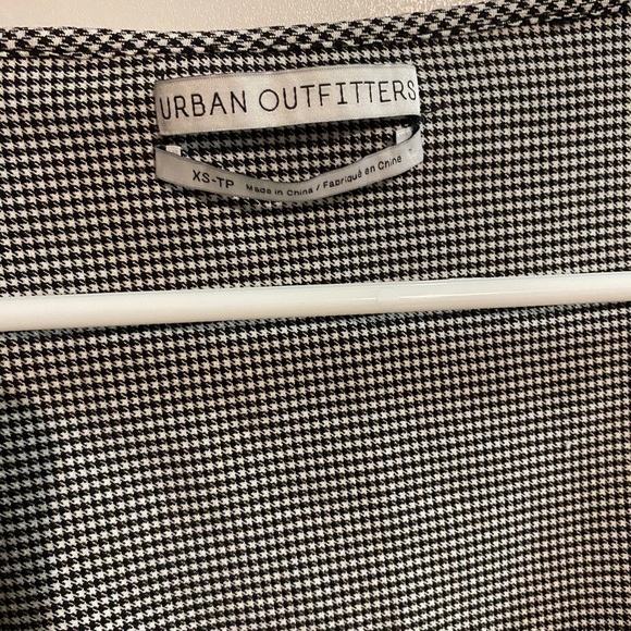 Urban outfitters Puff Sleeve Button Up dress - Picture 4 of 4